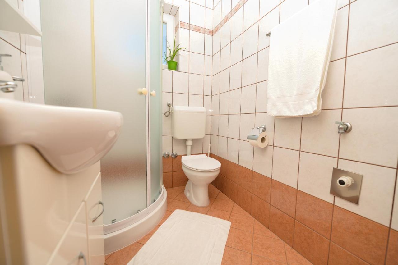Apartmani Noris Martinšćica Eksteriør billede