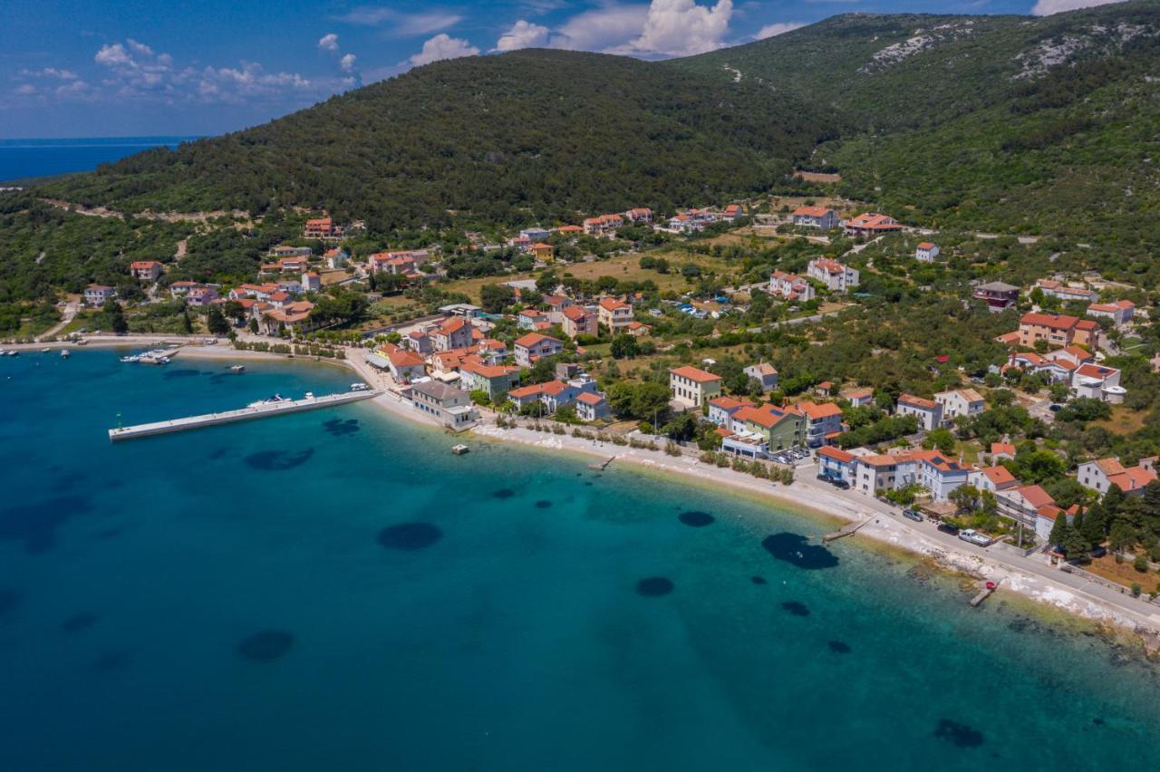 Apartmani Noris Martinšćica Eksteriør billede